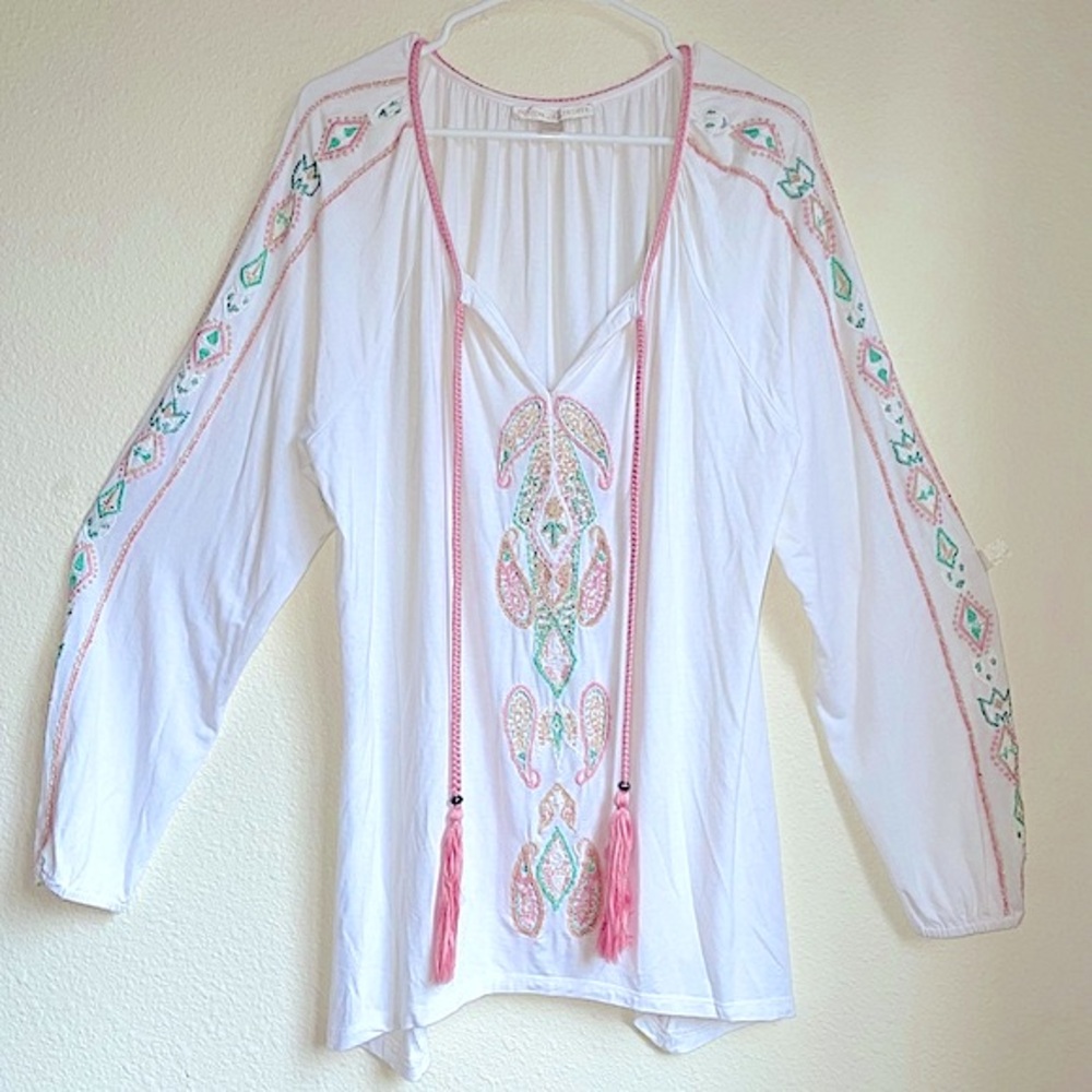 Boston proper XL embroidered coastal beaded beach vacation long sleeve soft top